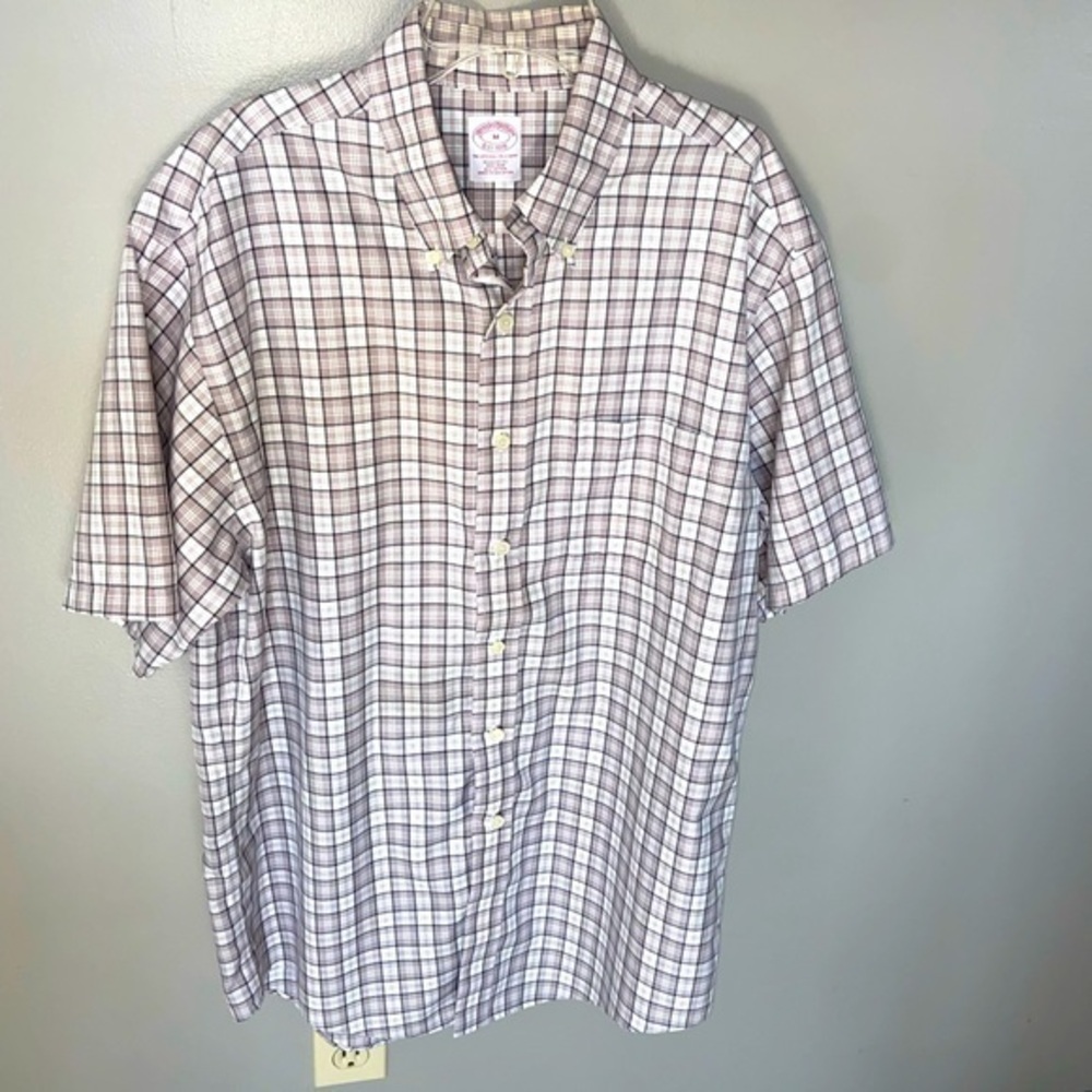 ✨Brooks Brothers Men's Button Down Plaid Medium Shirt Tan Perfect - Picture 1 of 5